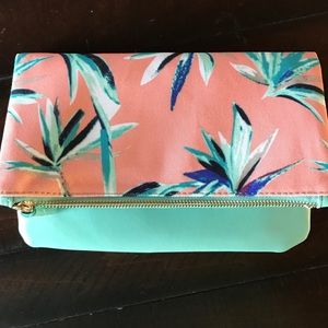 NWOT Rachel Pally summer clutch